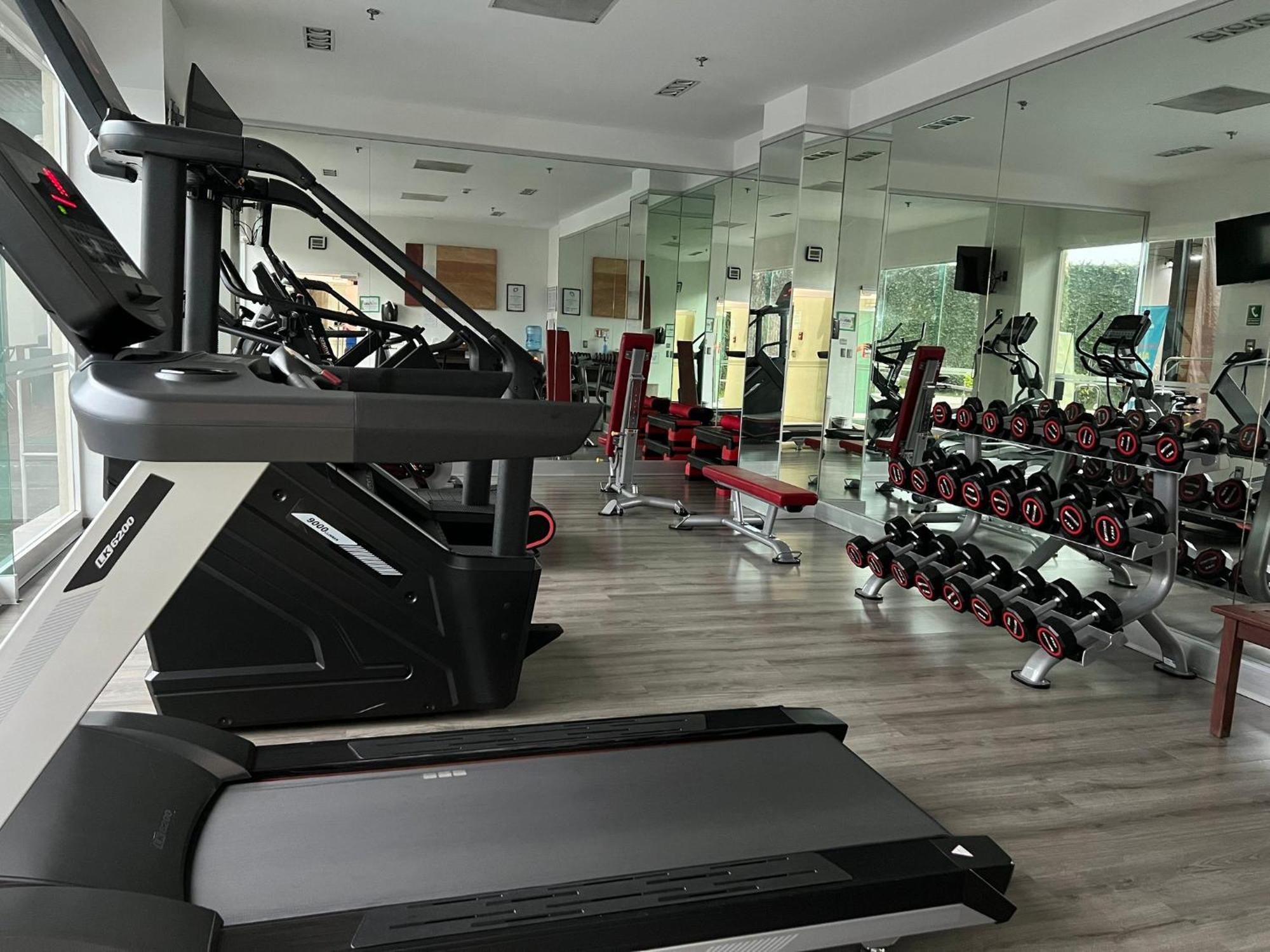 Holiday Inn Uruapan By Ihg Exteriör bild