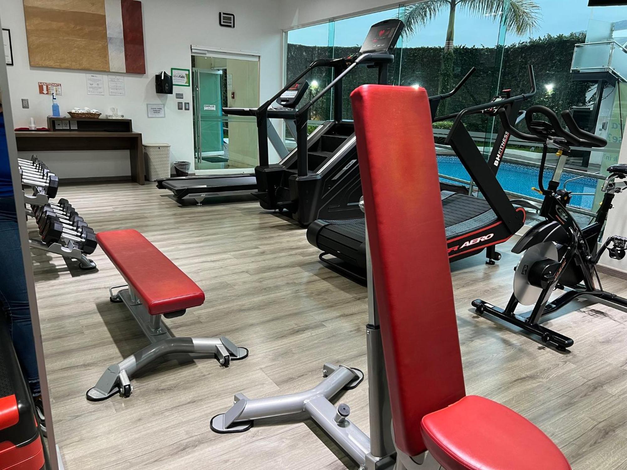 Holiday Inn Uruapan By Ihg Exteriör bild