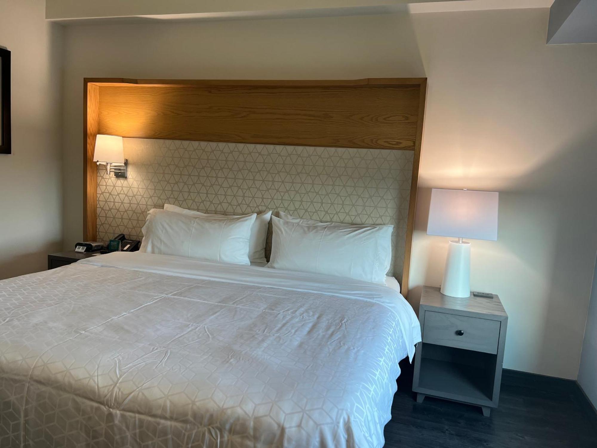 Holiday Inn Uruapan By Ihg Exteriör bild