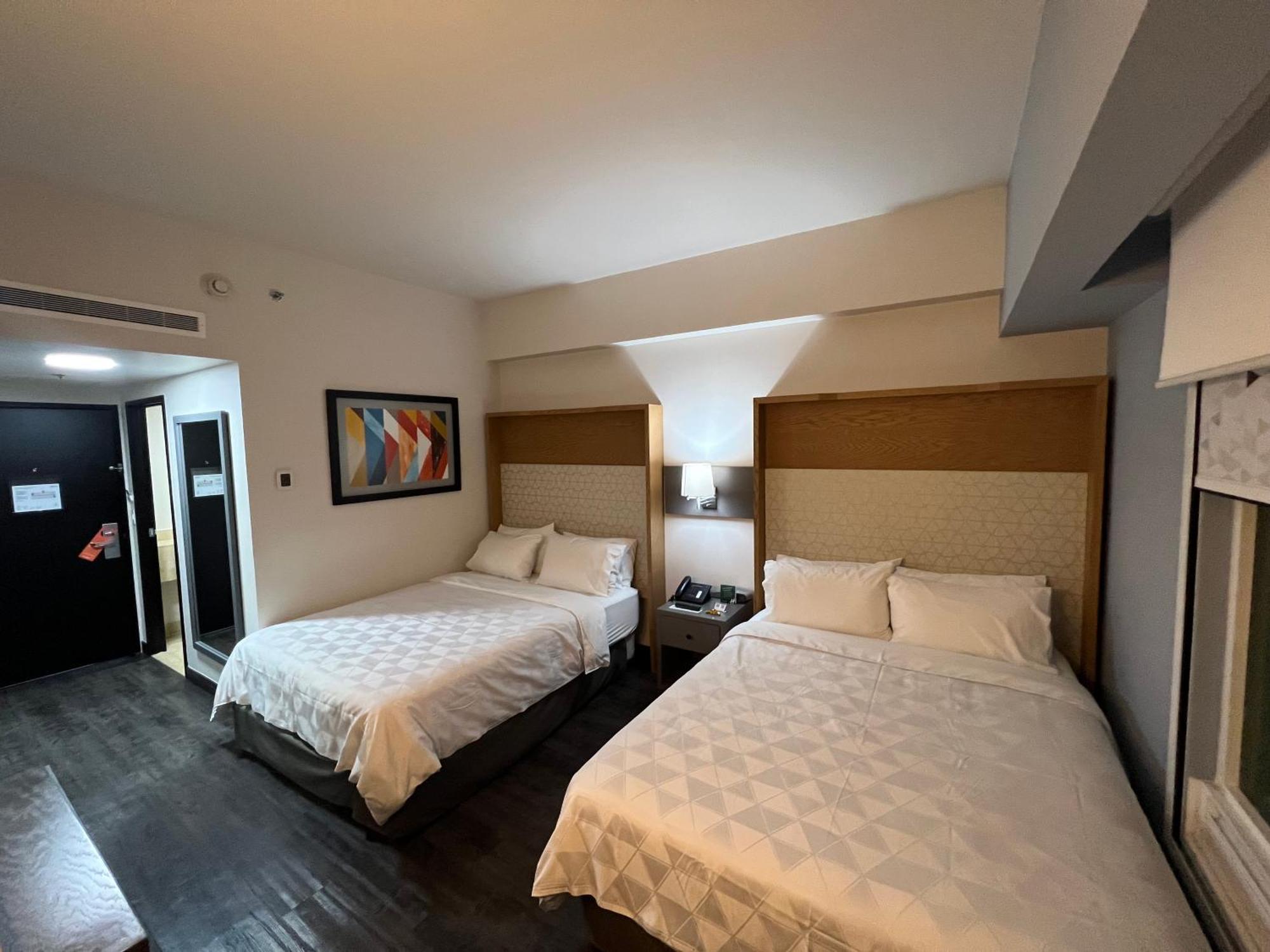 Holiday Inn Uruapan By Ihg Exteriör bild