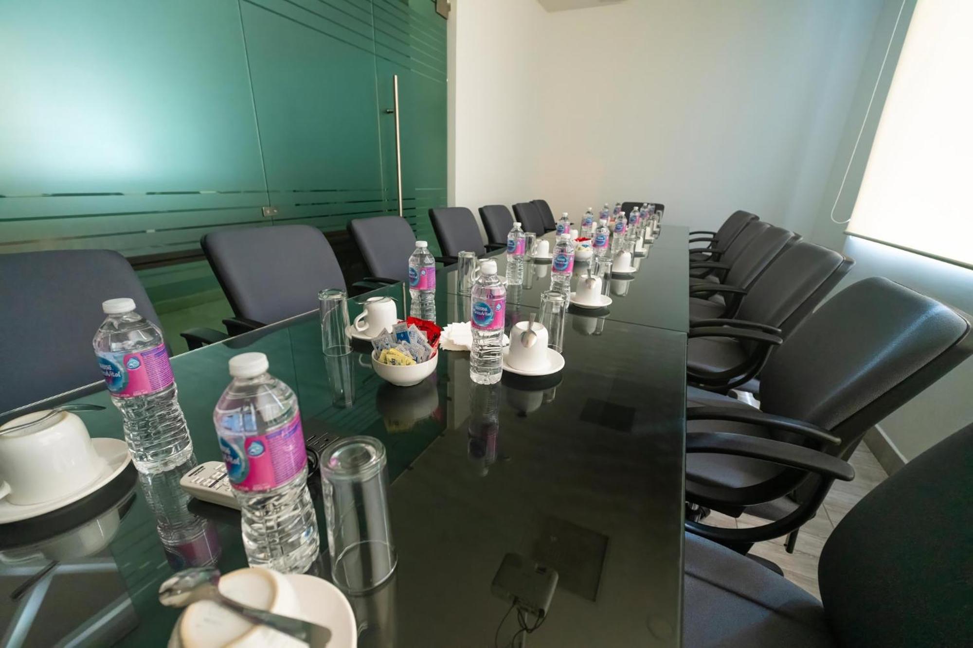 Holiday Inn Uruapan By Ihg Exteriör bild